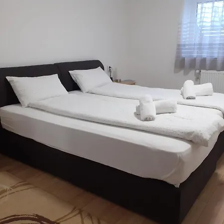 Nena Apartment *