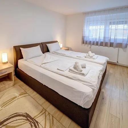 Nena Apartment *